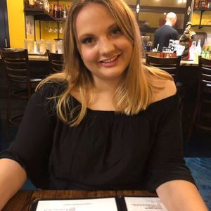 Meet your Posher, Julia